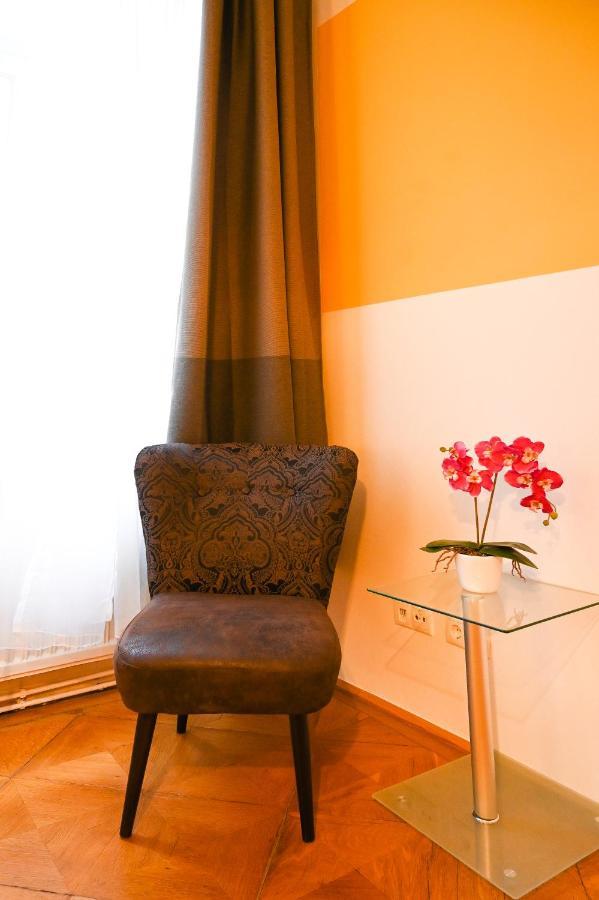 Backpacker Center Apartment Wien